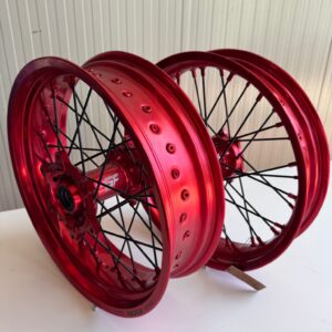 Enduro and mortard wheels